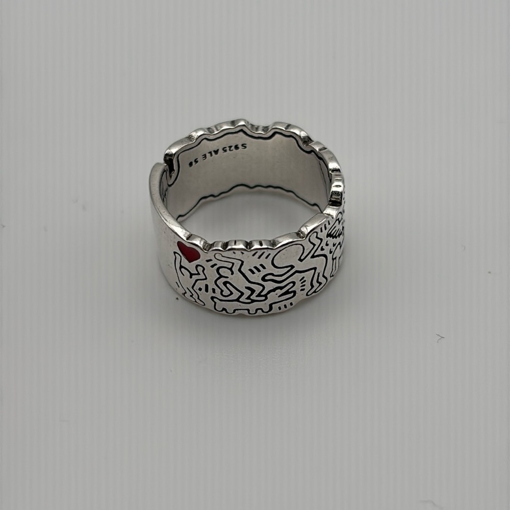 Silver Color Ring - Size 8 - Keith Haring inspired design
